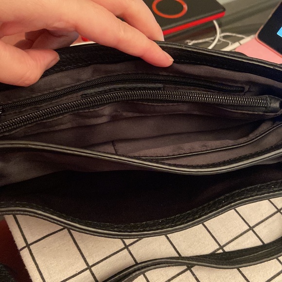 Brand New leather shoulder bag - Picture 5 of 15